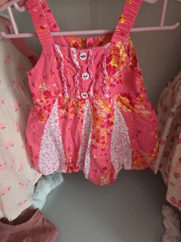 Jolie robe 6 mois fille - photo numéro 2