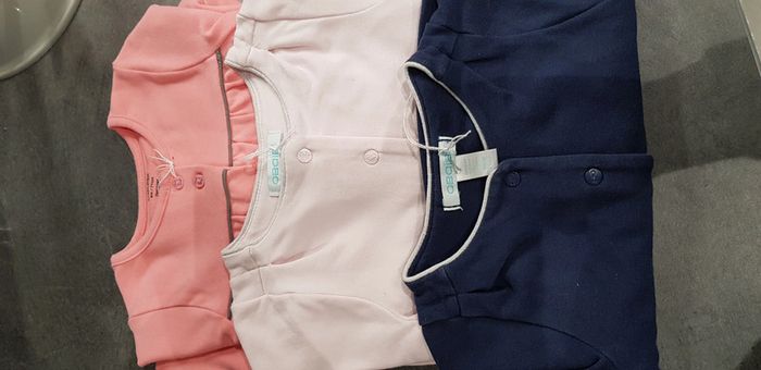 Gilet obaibi 9 mois 4 e l.unite