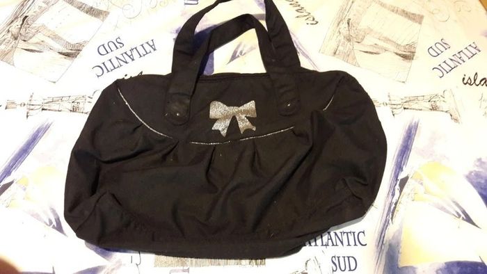Sac À Main Noir Noeud Argenté