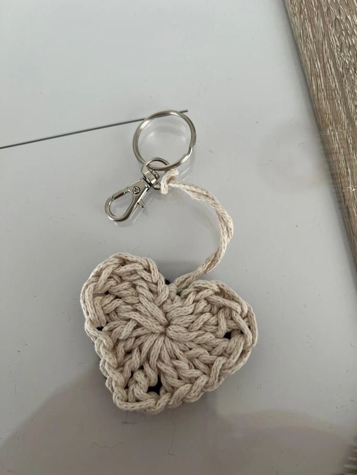Porte clé coeur en crochet
