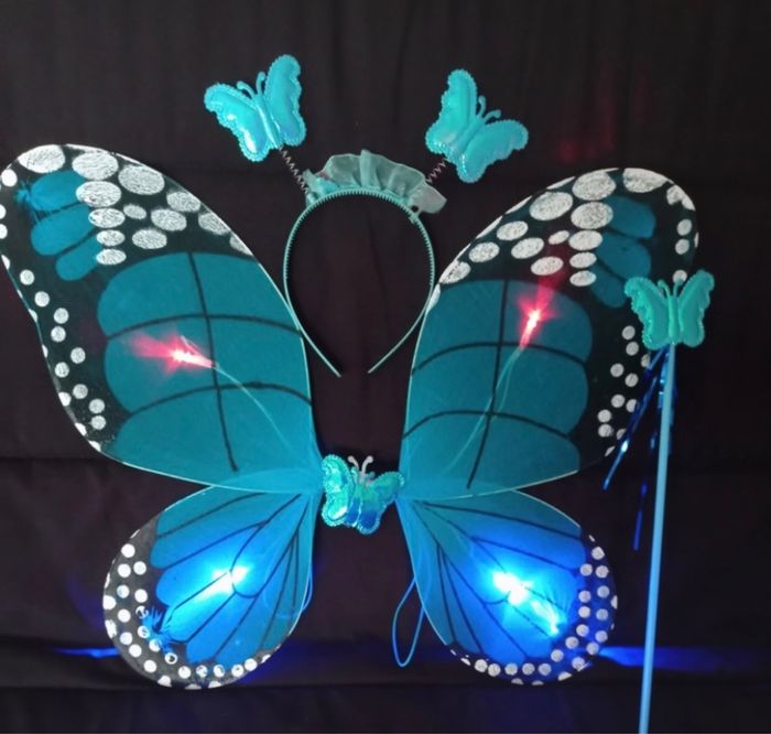 Déguisement papillon bleu à LED - photo numéro 2