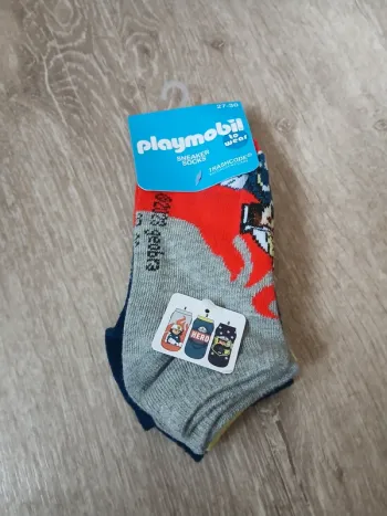 Lot de chaussettes neuves playmobil 27/30