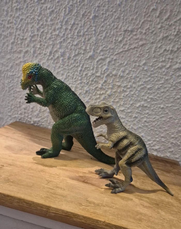 Lot dinosaures - photo numéro 2