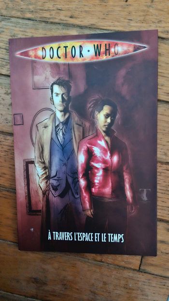 Docteur Who / Comics/ a travers l espace et le temps