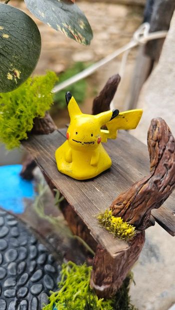 Super figurine Pokemon Nintendo tomy C.G.T.S.J pikachu Métamorph