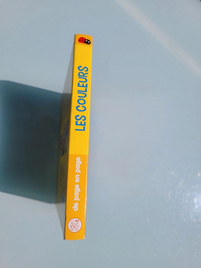 Livre animé de Page en Page 🌈 Les Couleurs 🐠 - photo numéro 9
