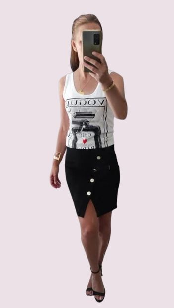 Jupe asymétrique neuf avec étiquettes