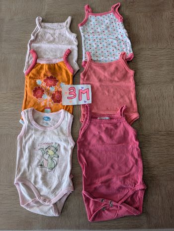 Lot bodies body été 3 mois fille ref 3M A