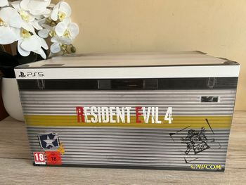 Coffret résident evil 4 ps5 neuf
