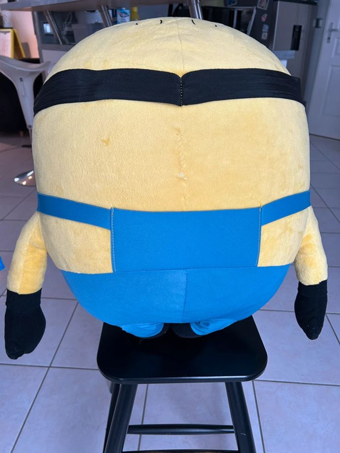 Grosse peluche minion - photo numéro 6