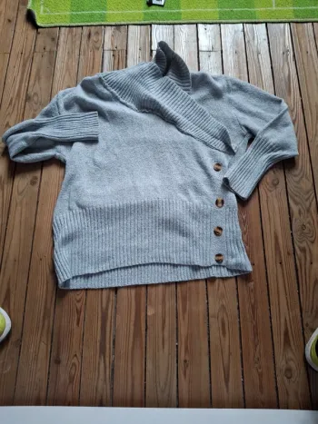 Pull marque shein curve taille 1xl