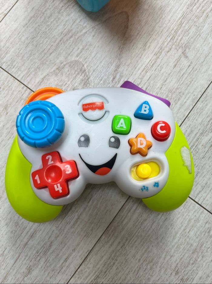 Lot de 2 jouets d’éveil  téléphone musical rigolo phone de vtech  manette musicale  et hippopotame à bille - photo numéro 5