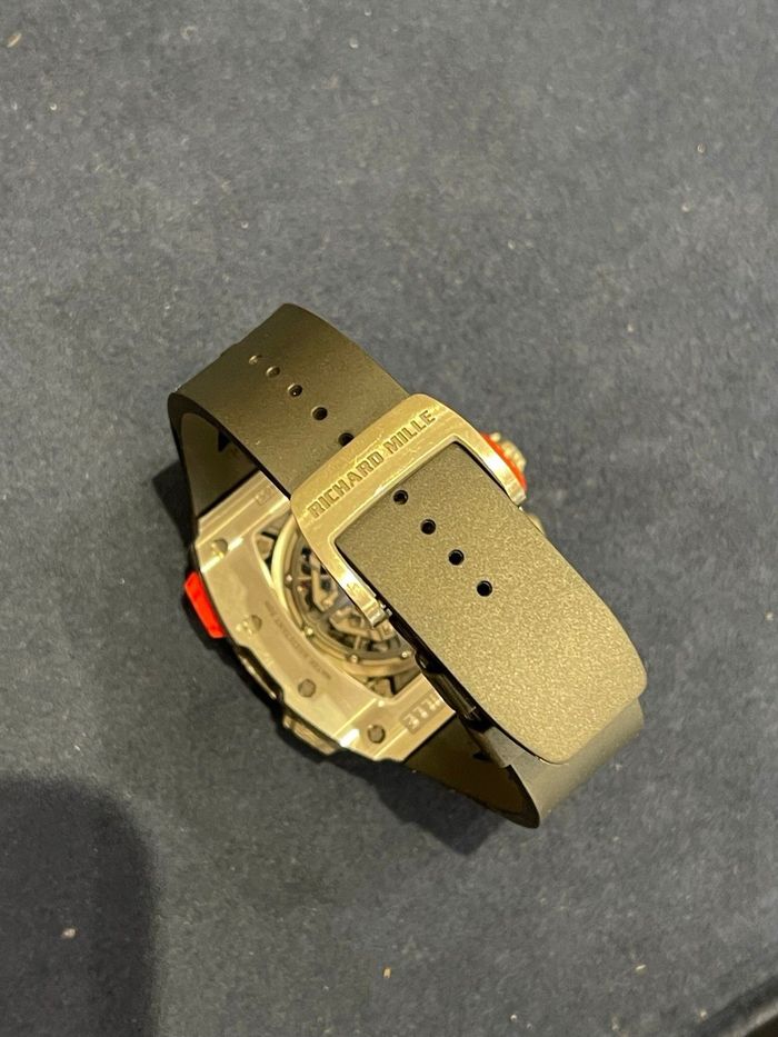 Montre - photo numéro 4
