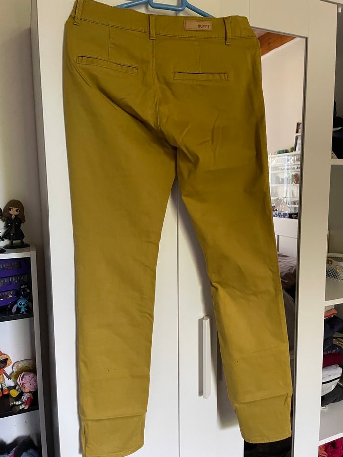 Pantalon moutarde - photo numéro 2