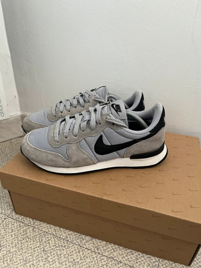 Baskets Nike Internationalist Taille (38)