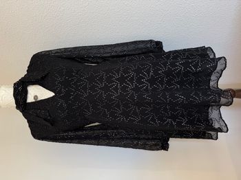 🌟 Robe noire à étoiles en strass – Claudie Pierlot – Taille 36 (Neuve avec étiquette) 🌟
