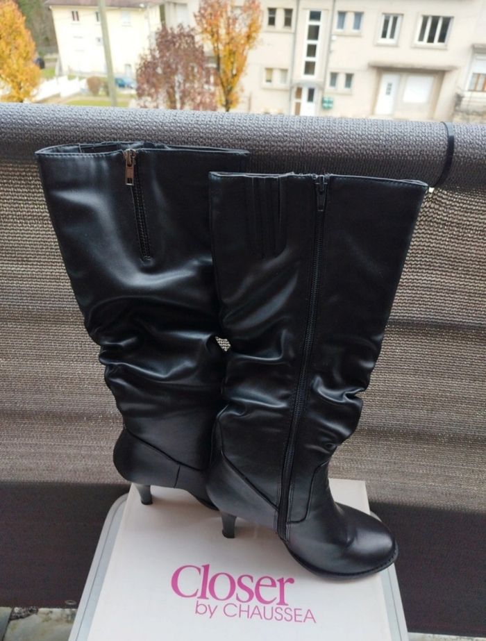 Cuissarde à talon noir - photo numéro 4