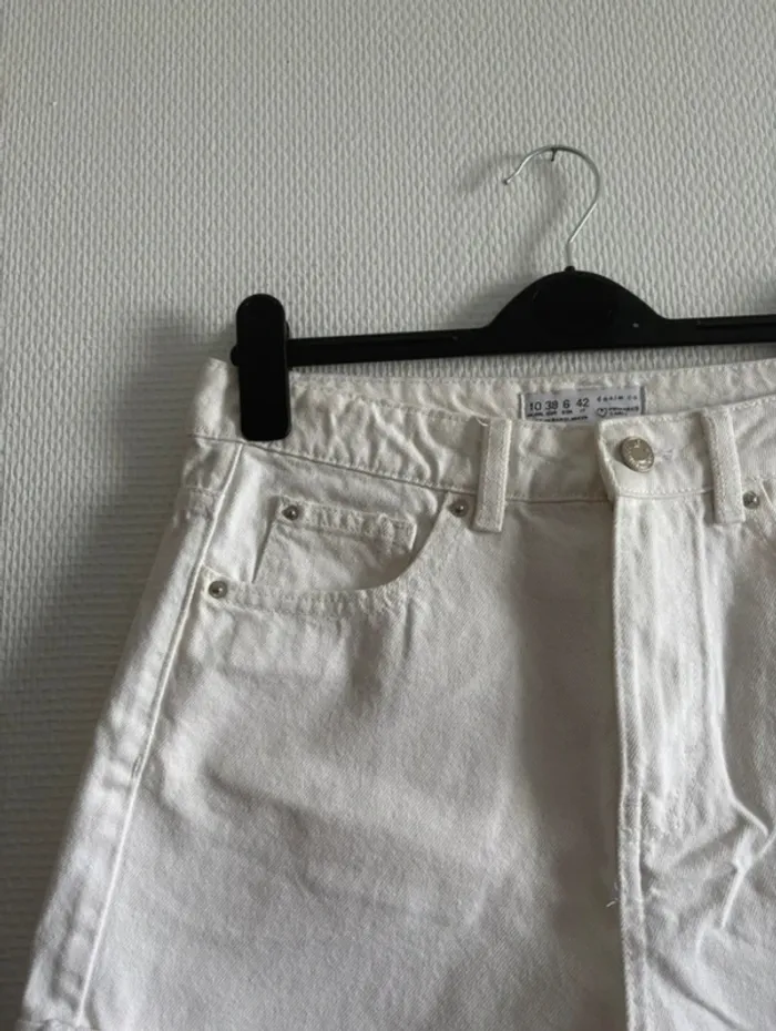 Short en jean coupe mom blanc - photo numéro 3