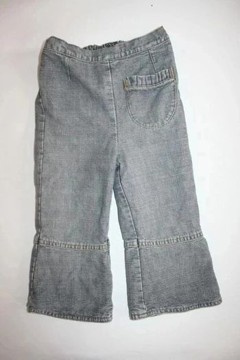 Jeans court Bienvenue Sur Terre