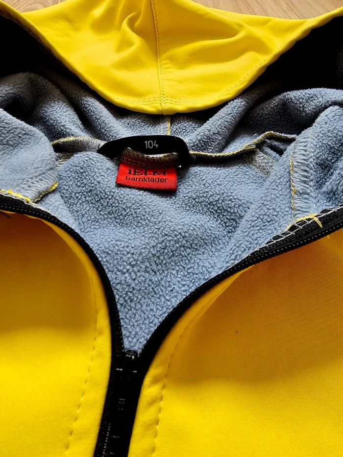 Combinaison de pluie iELM softshell jaune 104 cm 4 ans comme neuf - photo numéro 4