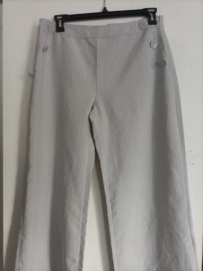 Pantalon léger rayé