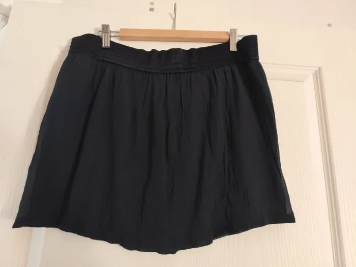 Jupe courte taille 40 - photo numéro 4