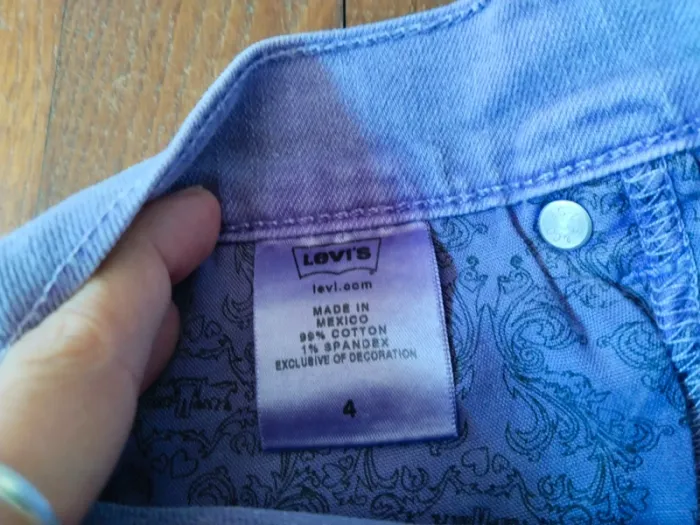 Short en jean femme de marque Levi's taille 38 us27 - photo numéro 5