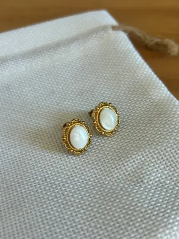 Boucle d’oreille vintage en acier inoxydable