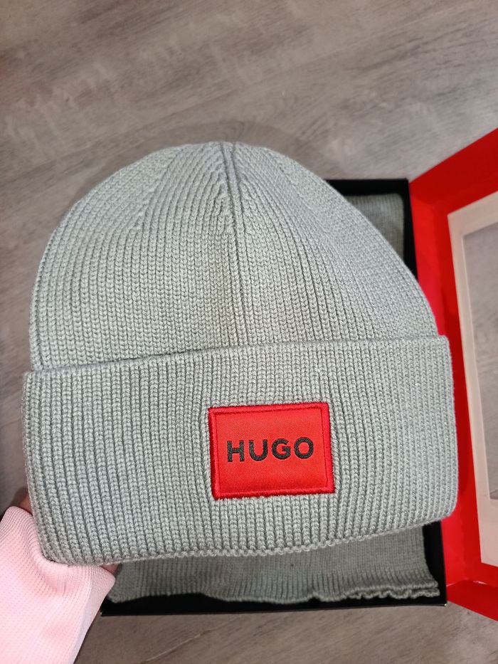 Coffret bonnet avec écharpe en laine épais - photo numéro 2