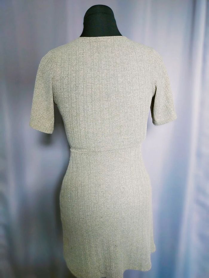 Robe côtelée gris clair avec nœud dos – Pull&Bear – T. XS - photo numéro 5