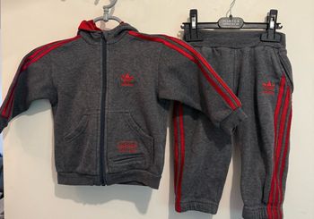 Jogging survêtement Adidas chile62 12/18 mois