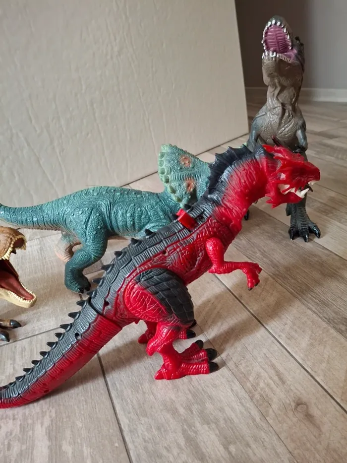 Lot de 4 dinosaures - photo numéro 7