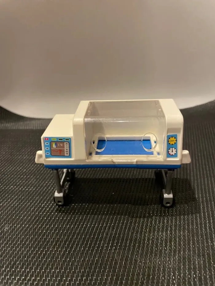 Playmobil couveuse bébé 4225 hôpital clinique naissance
