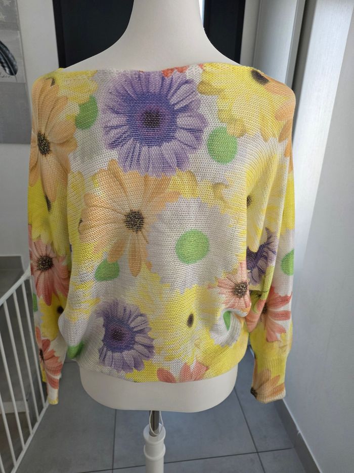 Pull fleurie femme taille M - photo numéro 3