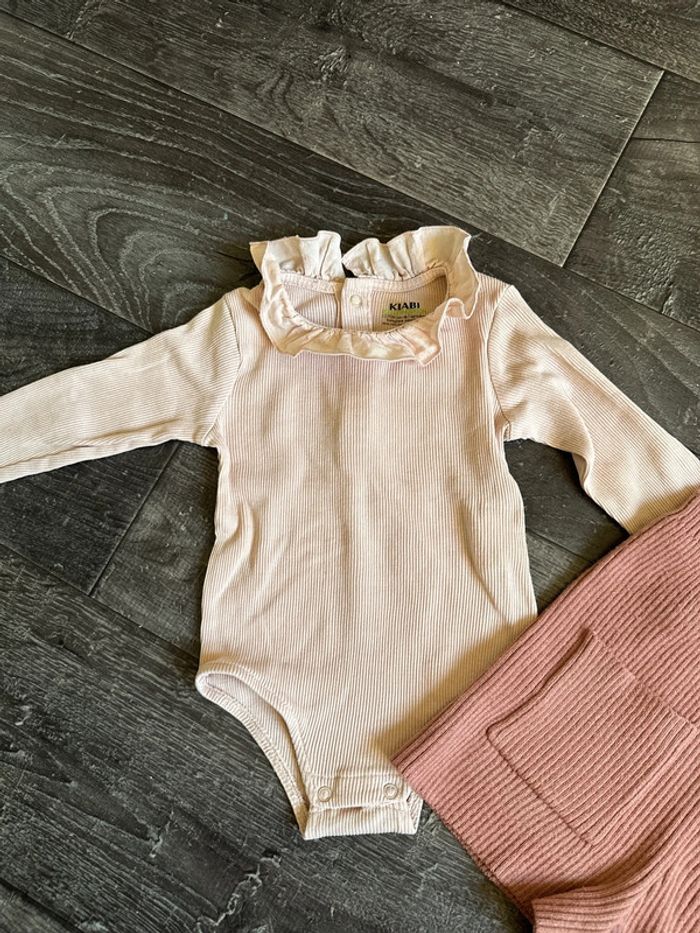 Ensemble 6 mois - photo numéro 2