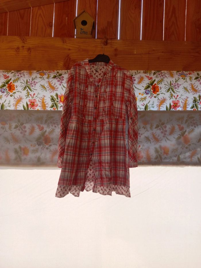Robe à carreaux