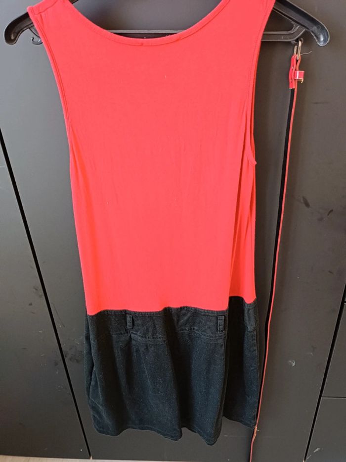 Robe rouge et noir - photo numéro 5