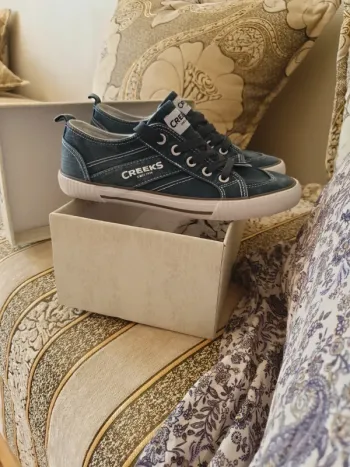 Tennis creeks neuves taille 36