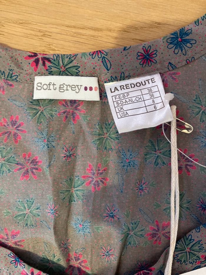 Neuve -Robe/tunique en soie Soft Grey la Redoute 38 - photo numéro 4