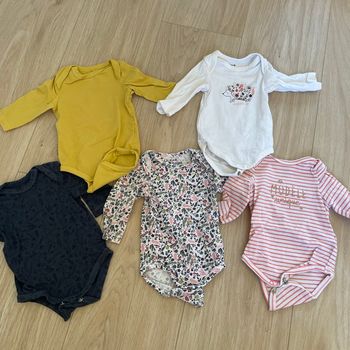 Lot de 5 bodies 1 mois TAO