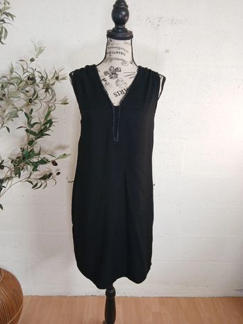 🖤 Petite robe noire Camaïeu – Taille 36 estimée – Bon état
