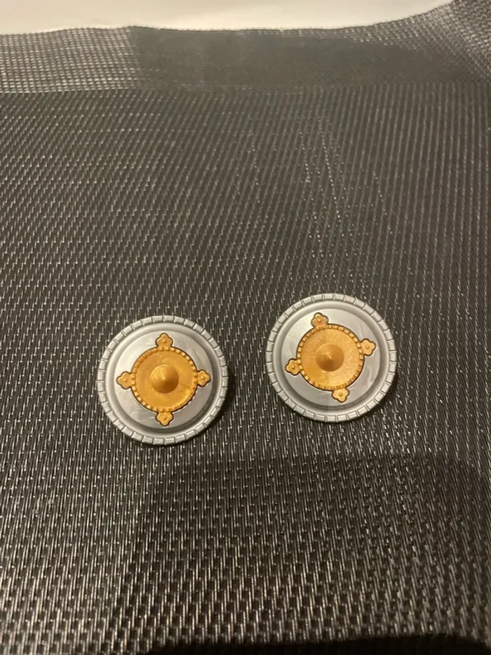 Playmobil lot 3 boucliers rond gris et dorés barbares guerriers vikings romains pièces détachées