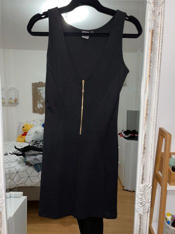 Robe noire basique