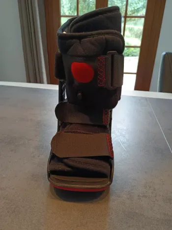 Vends botte de marche Xceltrax taille XS soit 36.