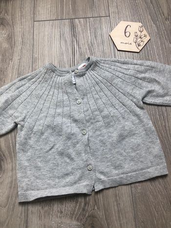 Gilet Zara taille 3/6 mois