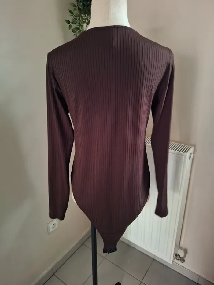 Body H&M Taille 40 - photo numéro 4