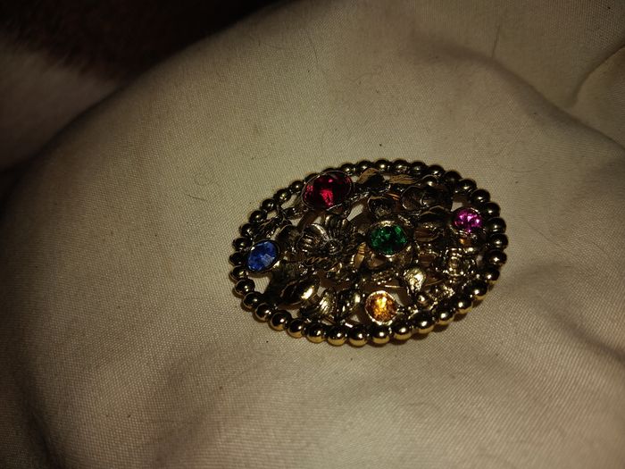 Broche - photo numéro 2