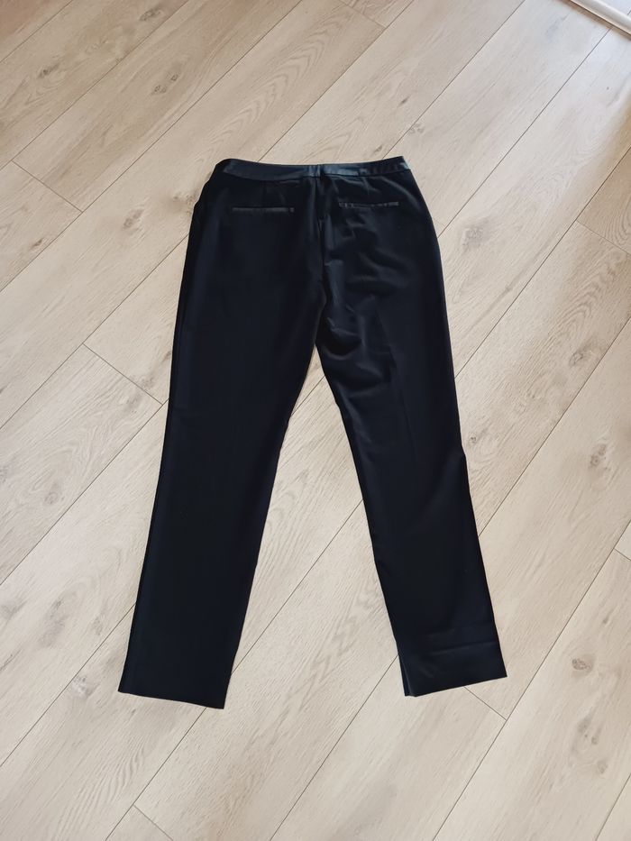 Pantalon de ville noir Camaïeu t.38 peu porté - photo numéro 3