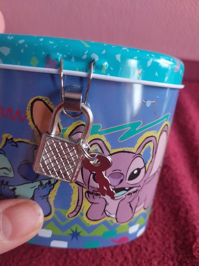 Tirelire stitch et Angel avec cadenas et clés - photo numéro 2