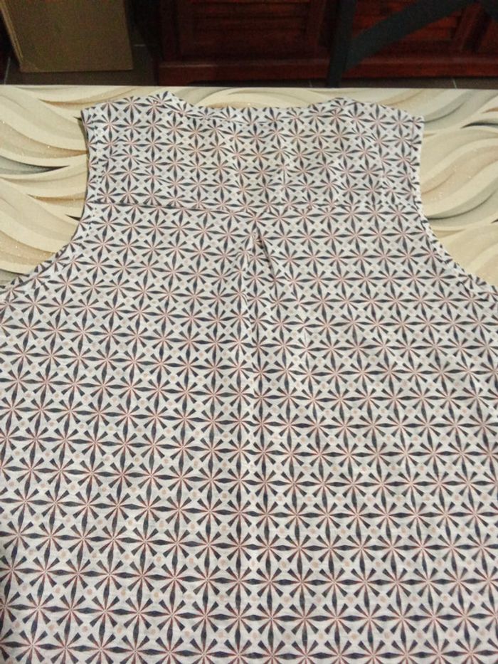 Débardeur blanc motif étoile psychédélique taille L - photo numéro 5